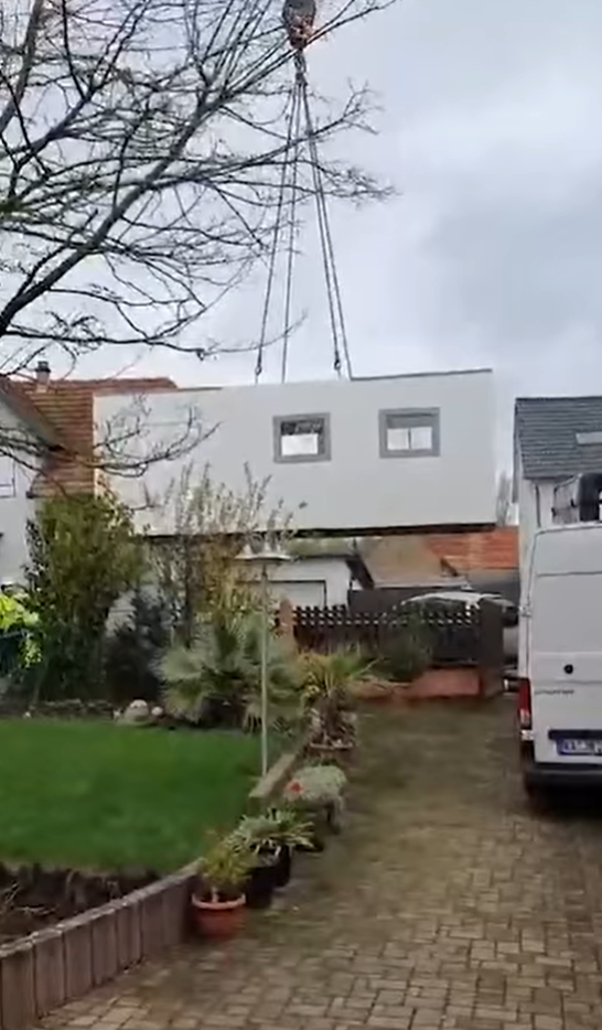 2-Oct-20-2025-05-41-00-1966-AM