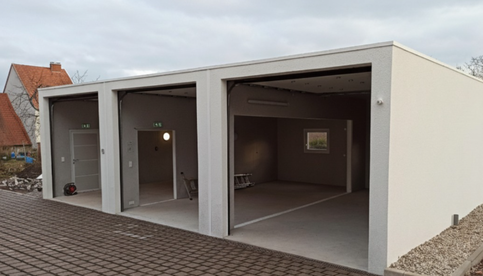 3-Oct-20-2025-05-41-48-9113-AM